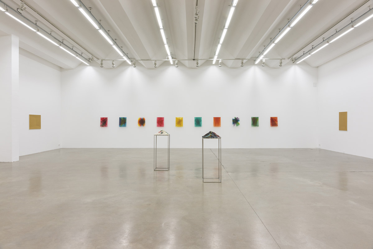 Futo Akiyoshi, 2015, exhibition view, Adherence